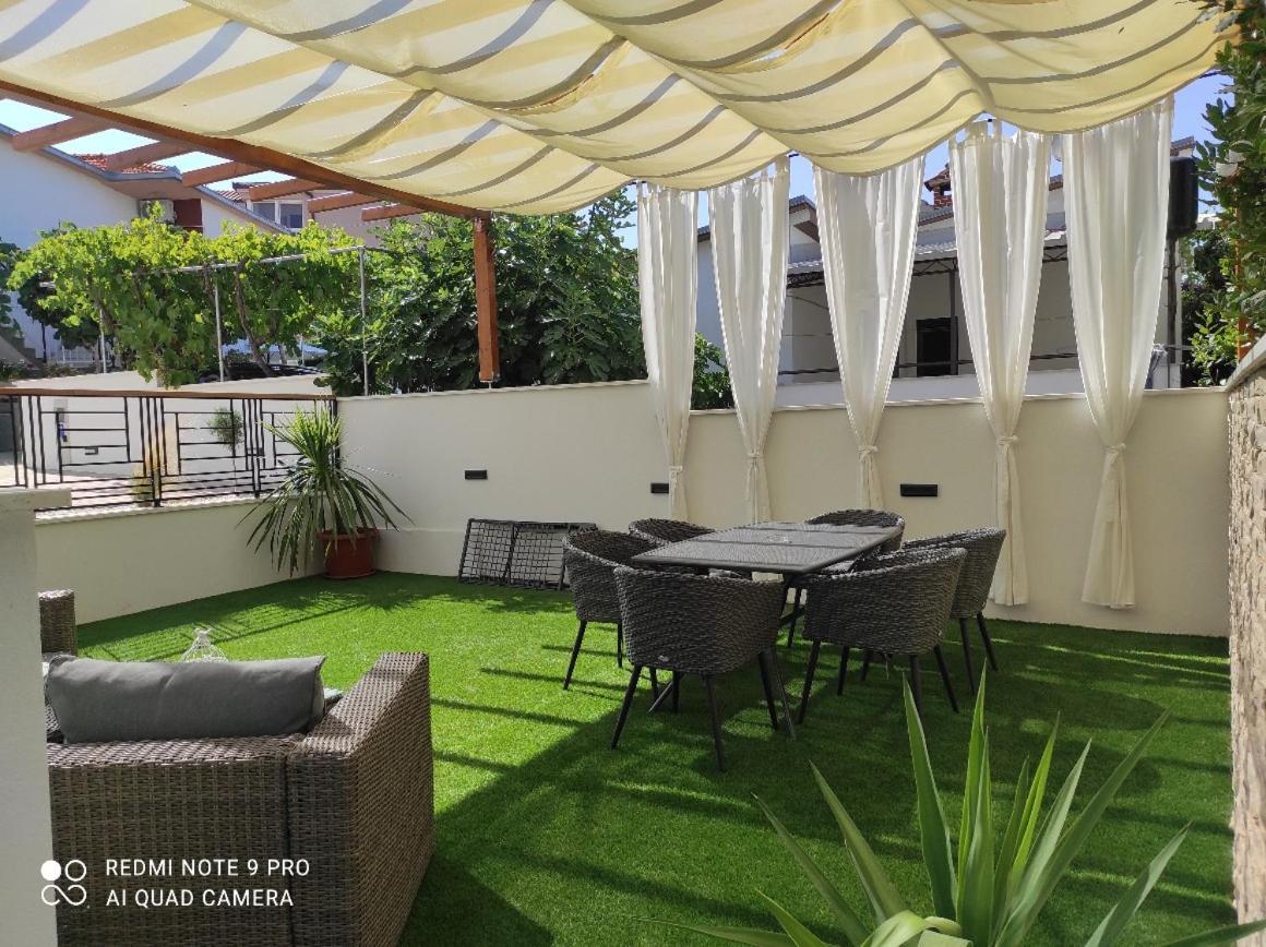 Villa Borna B20 Τρογκίρ Εξωτερικό φωτογραφία
